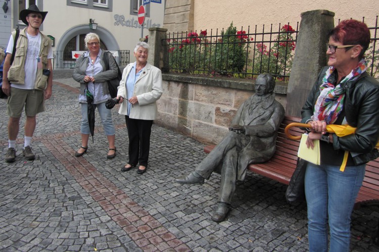 Andrea Kubowicz - geführte Touren in und rund um die Goethe- und Universitätsstadt Ilmenau im schönen Thüringer Wald Andrea Kubowicz - geführte Touren in und rund um die Goethe- und Universitätsstadt Ilmenau im schönen Thüringer Wald